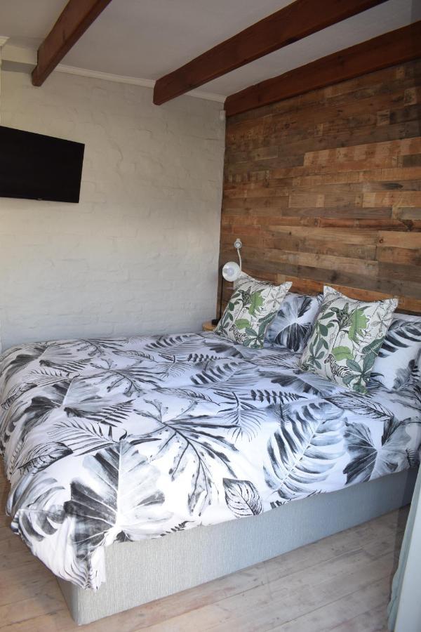 Protea Room Franschhoek Central ภายนอก รูปภาพ